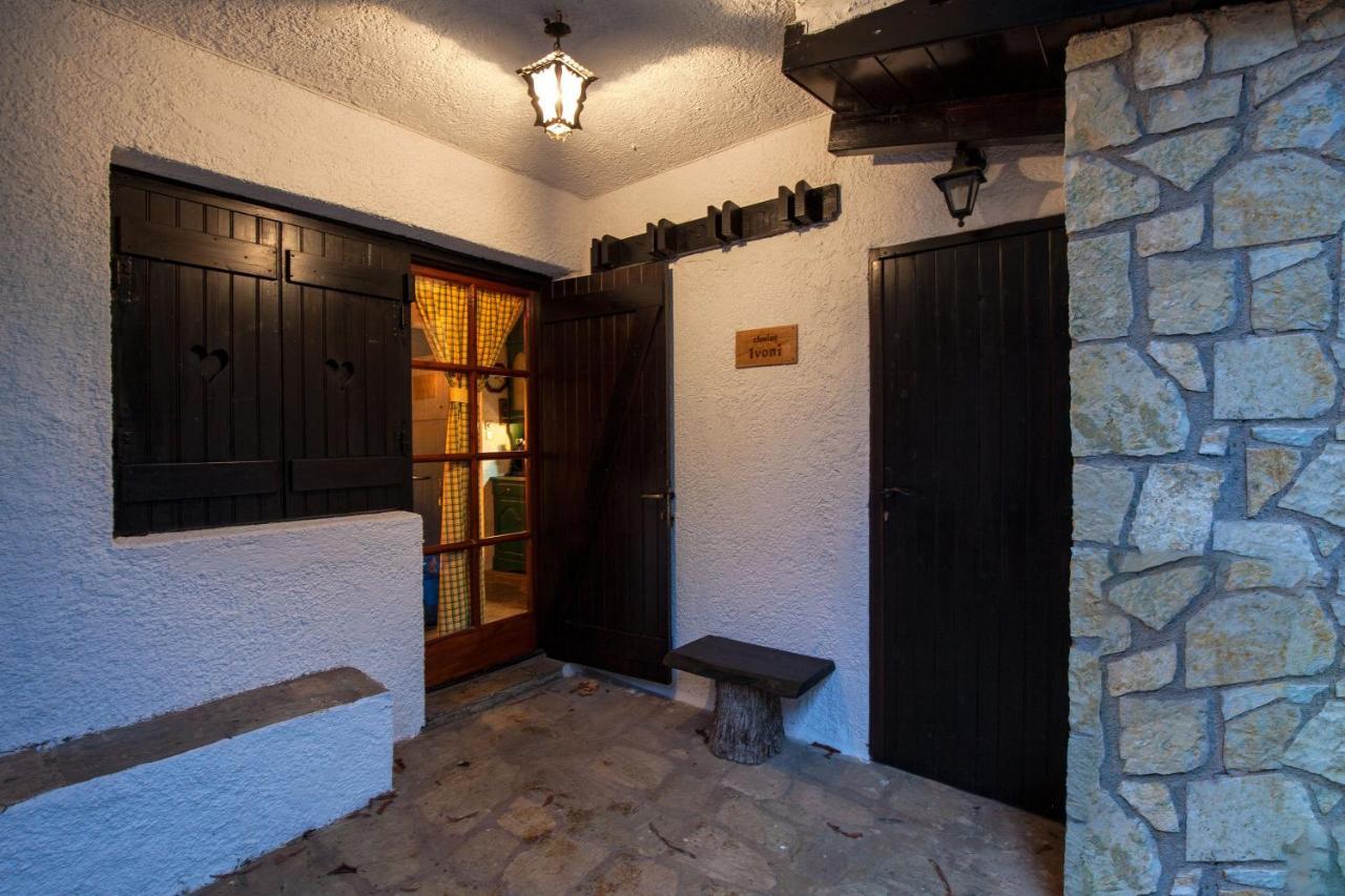 Dandy Villas Agoriani - Chalet Ivoni - Fireplace เอปตาโลฟอส ภายนอก รูปภาพ